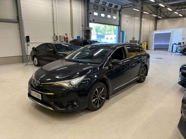 Toyota Avensis -kuva