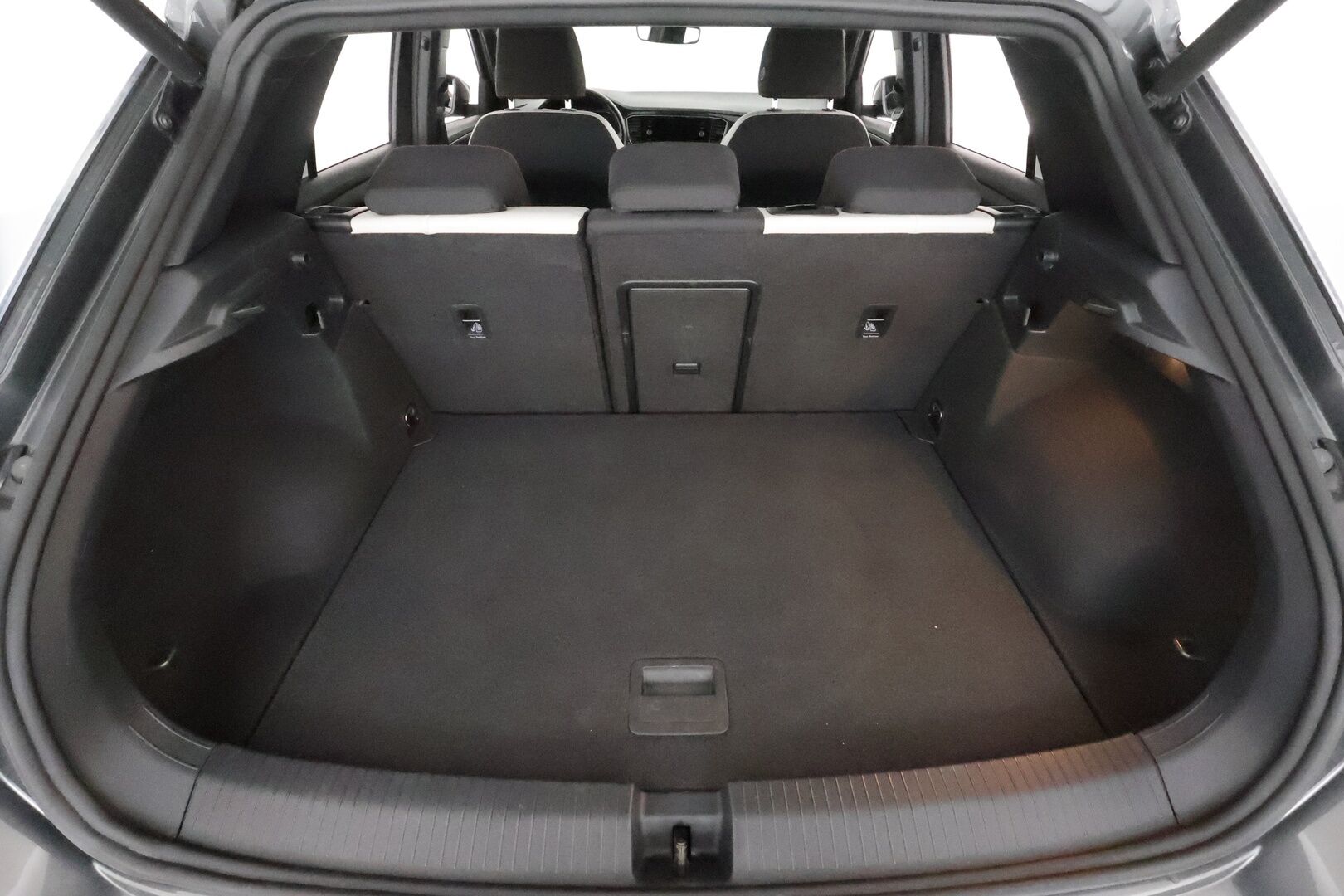 Volkswagen T-Roc 2018 Sport 2,0 TDI SCR 110 kW (150 hv) 4MOTION DSG **Adapt.Vakkari / LED-valot / P.Tutkat / Webasto / Koukku** - Suomi-auto / Kahdet Renkaat