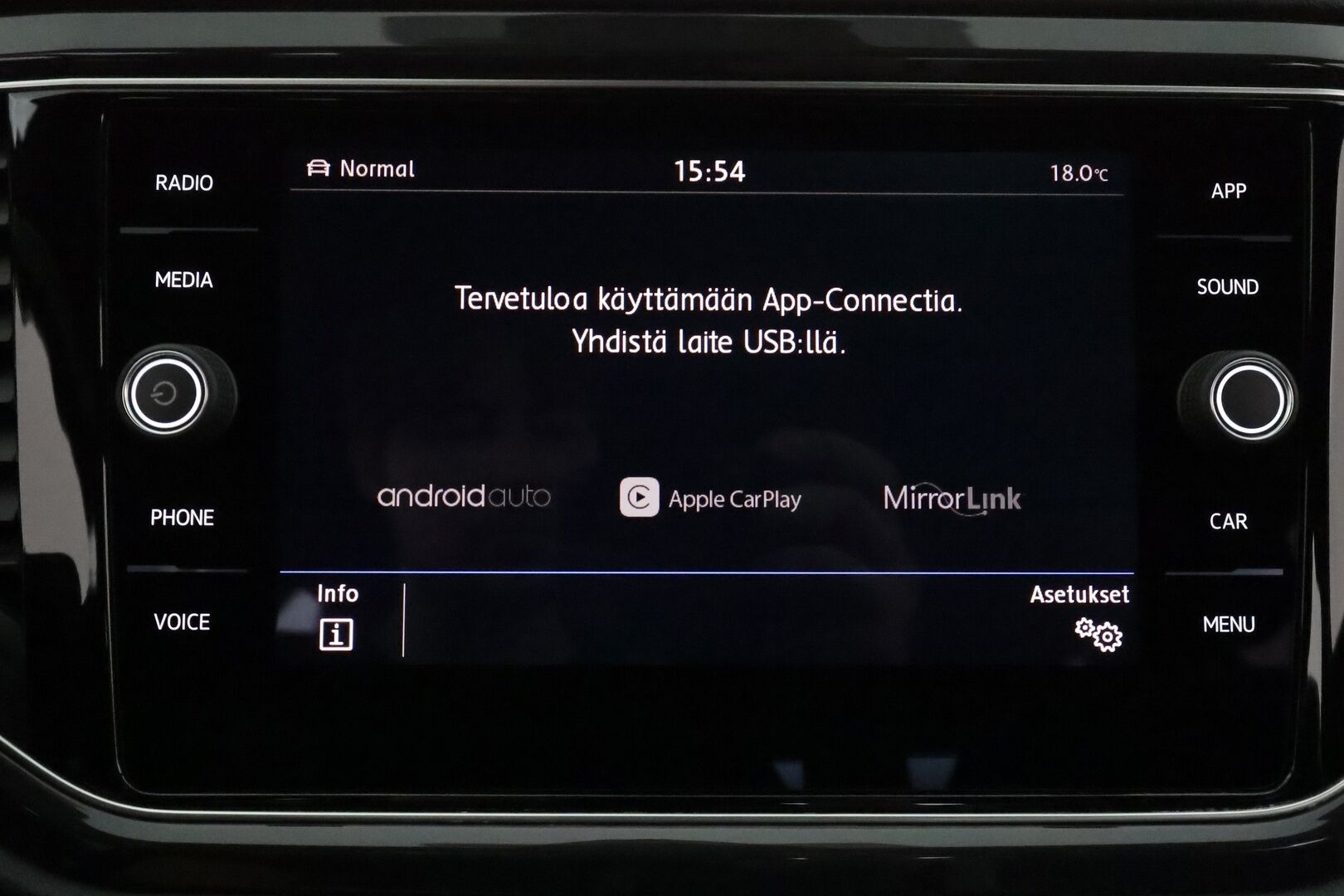 Volkswagen T-Roc 2018 Sport 2,0 TDI SCR 110 kW (150 hv) 4MOTION DSG **Adapt.Vakkari / LED-valot / P.Tutkat / Webasto / Koukku** - Suomi-auto / Kahdet Renkaat