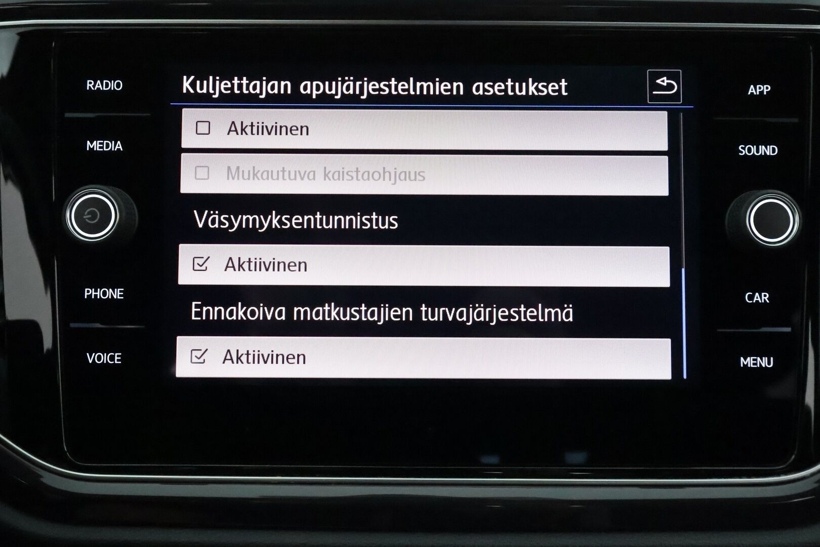 Volkswagen T-Roc 2018 Sport 2,0 TDI SCR 110 kW (150 hv) 4MOTION DSG **Adapt.Vakkari / LED-valot / P.Tutkat / Webasto / Koukku** - Suomi-auto / Kahdet Renkaat
