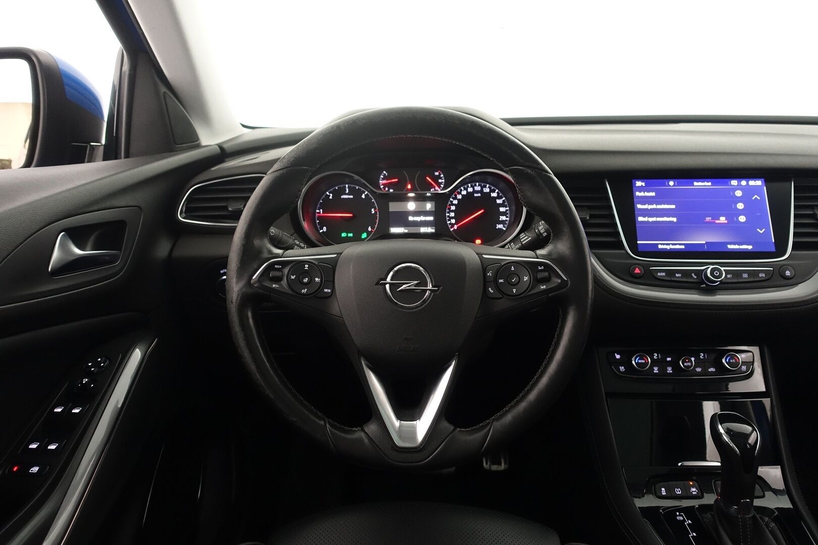 Opel Grandland X 2019 Innovation 2,0 CDTI Start/Stop 130 kW AT8 - | ACC | Panorama | 360 Kamera | Suomi-auto | Ilmastoidut nahat | Adapt. LED | Keyless | Navi | Lämm. Tuulilasi | Lohko | Ratinlämmitin | Muistipenkki | 2X Renkaat & Vanteet |