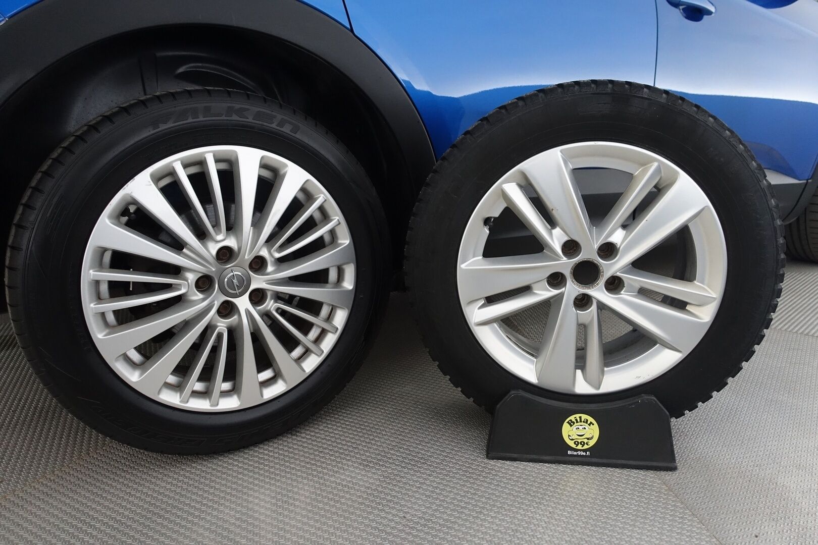 Opel Grandland X 2019 Innovation 2,0 CDTI Start/Stop 130 kW AT8 - | ACC | Panorama | 360 Kamera | Suomi-auto | Ilmastoidut nahat | Adapt. LED | Keyless | Navi | Lämm. Tuulilasi | Lohko | Ratinlämmitin | Muistipenkki | 2X Renkaat & Vanteet |