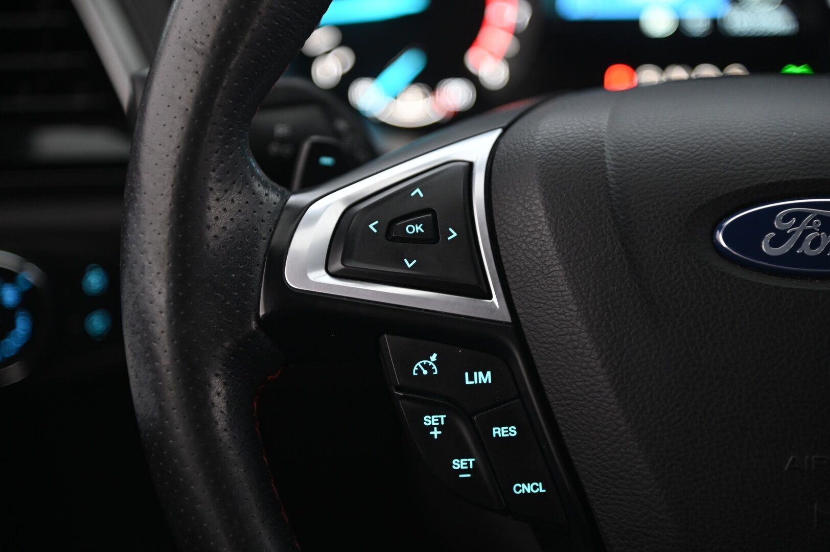 Ford Mondeo 2018 1,5 EcoBoost 160hv A6 ST-Line 5D - Suomi-Auto | Navi | Lämmitettävä tuulilasi | Lohko | Koukku | Vakkari | AndroidAuto | AppleCarPay | Tutkat | Suksiluukku | 2X Renkaat | Siisti