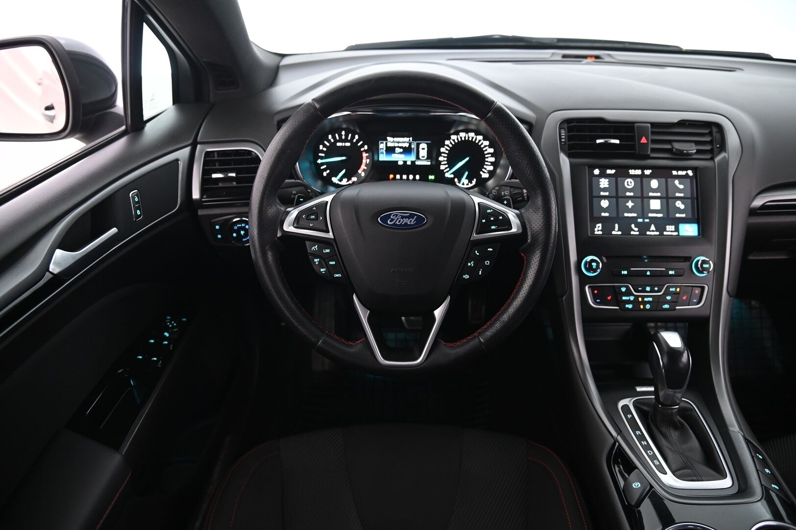 Ford Mondeo 2018 1,5 EcoBoost 160hv A6 ST-Line 5D - Suomi-Auto | Navi | Lämmitettävä tuulilasi | Lohko | Koukku | Vakkari | AndroidAuto | AppleCarPay | Tutkat | Suksiluukku | 2X Renkaat | Siisti