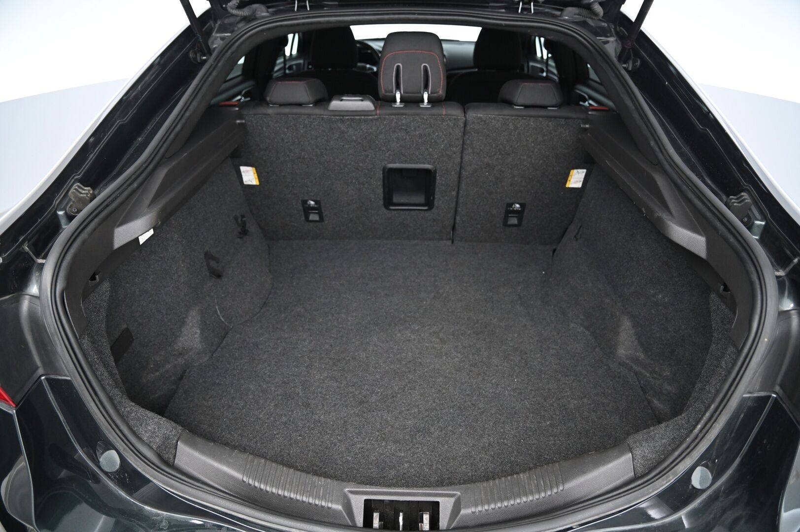 Ford Mondeo 2018 1,5 EcoBoost 160hv A6 ST-Line 5D *Suomi-Auto / Navi / Lämmitettävä tuulilasi / Lohko / Koukku / Vakkari* - *Juuri saapunut! / AndroidAuto / AppleCarPay / Tutkat / Suksiluukku / 2X Renkaat / Siisti*