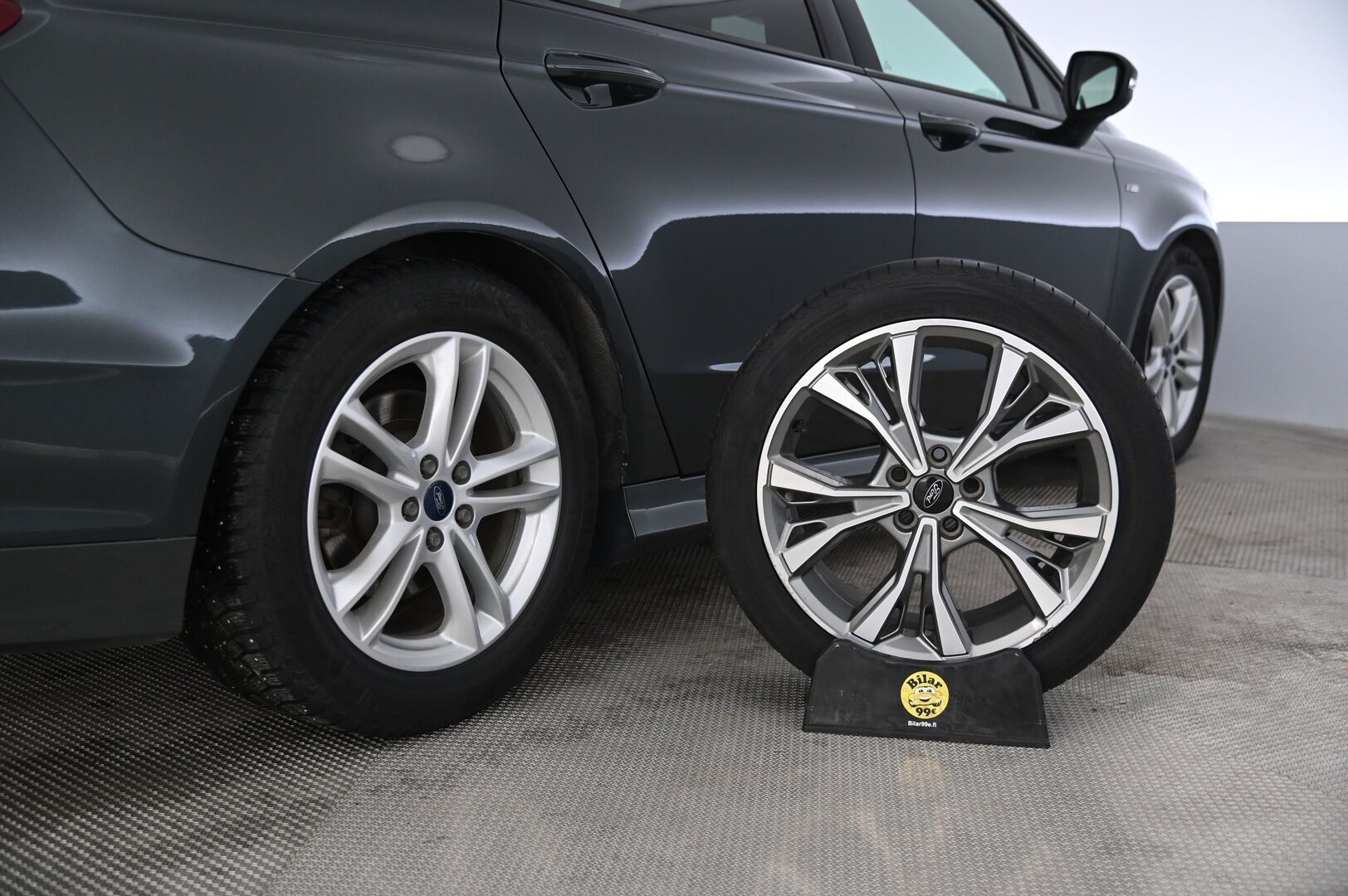 Ford Mondeo 2018 1,5 EcoBoost 160hv A6 ST-Line 5D *Suomi-Auto / Navi / Lämmitettävä tuulilasi / Lohko / Koukku / Vakkari* - *Juuri saapunut! / AndroidAuto / AppleCarPay / Tutkat / Suksiluukku / 2X Renkaat / Siisti*