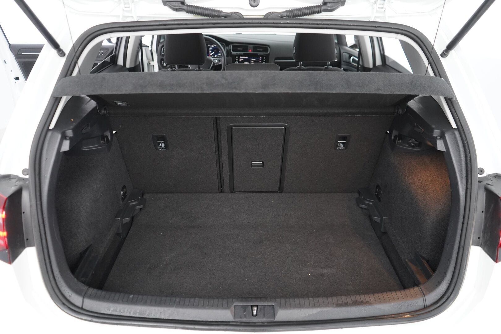 Volkswagen Golf 2018 Highline 1,5 TSI EVO 96 kW (130 hv) BLUEMOTION DSG-automaatti * ACC / Webasto / Keyless / App-Connect / P.Kamera * - Suomi-auto / Kahdet renkaat alumiinivantein / Facelift / Juuri huollettu