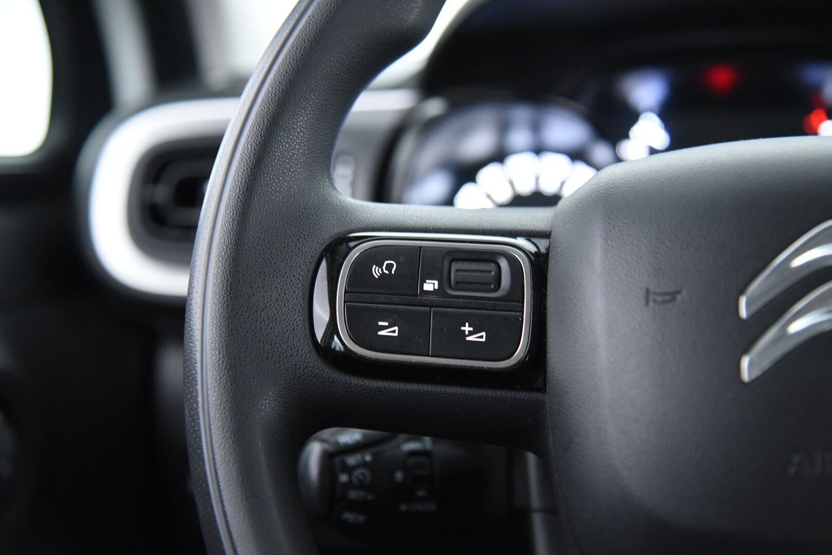 Citroen C3 2018 PureTech 82 Feel / Myydään huutokaupat.com:issa! - MYYDÄÄN VAIN HUUTOKAUPAT.COM:SSA!