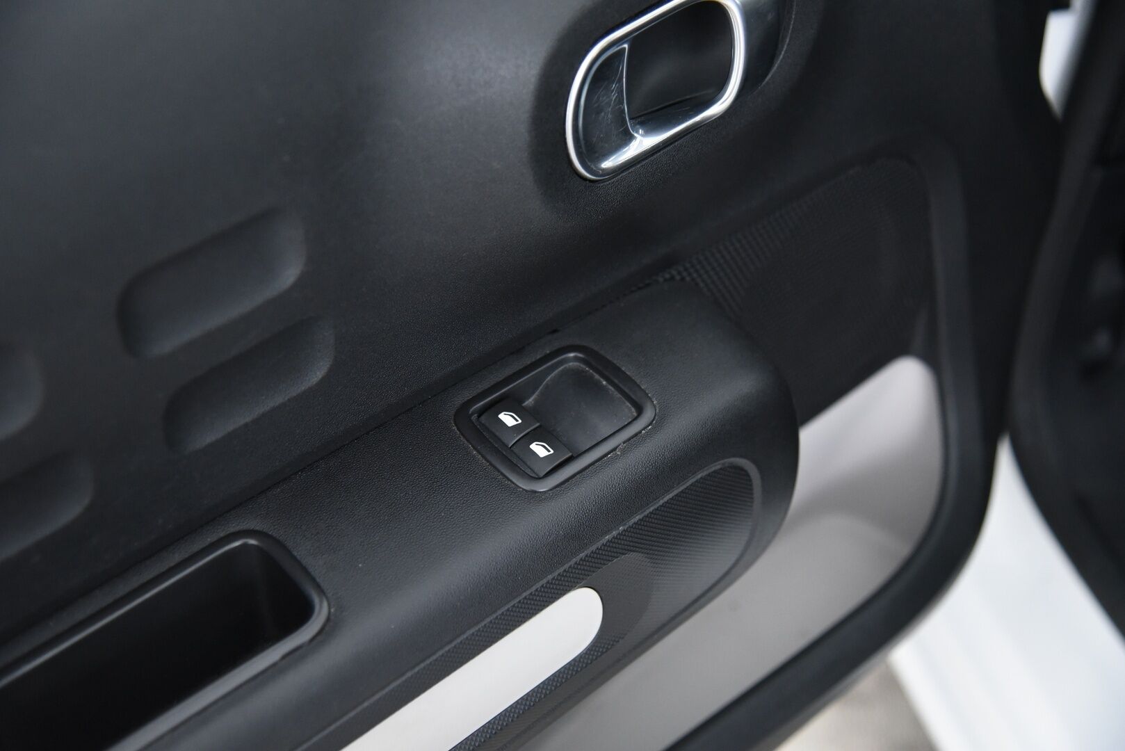 Citroen C3 2018 PureTech 82 Feel / Myydään huutokaupat.com:issa! - MYYDÄÄN VAIN HUUTOKAUPAT.COM:SSA!