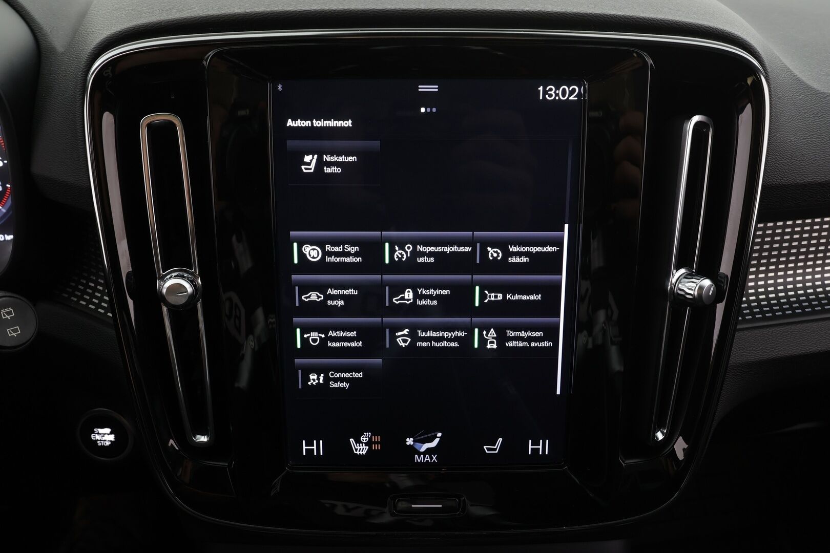 Volvo XC40 2018 D4 AWD R-Design Launch Edition aut * Panorama / H&K / ACC / Full-LED / 360 / Sportpenkki Muistilla / Navi / Keyless * - Webasto / Koukku / Suomi-auto / Kahdet renkaat / Merkkihuollot