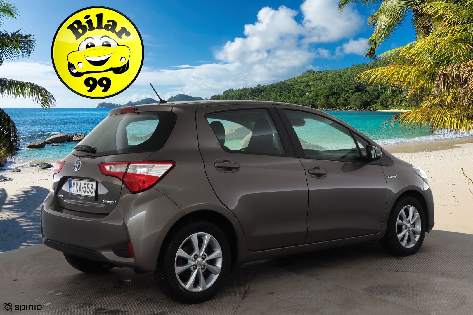 Toyota Yaris 2018 1,5 Hybrid Active 5ov * 1.Om Suomi-auto / Vakkari / P.kamera / Navi / Lohkolämmitin * - Kahdet renkaat aluvanteilla / Merkkihuollettu - HULLU BLACKWEEK KORKOTARJOUS 2,49%