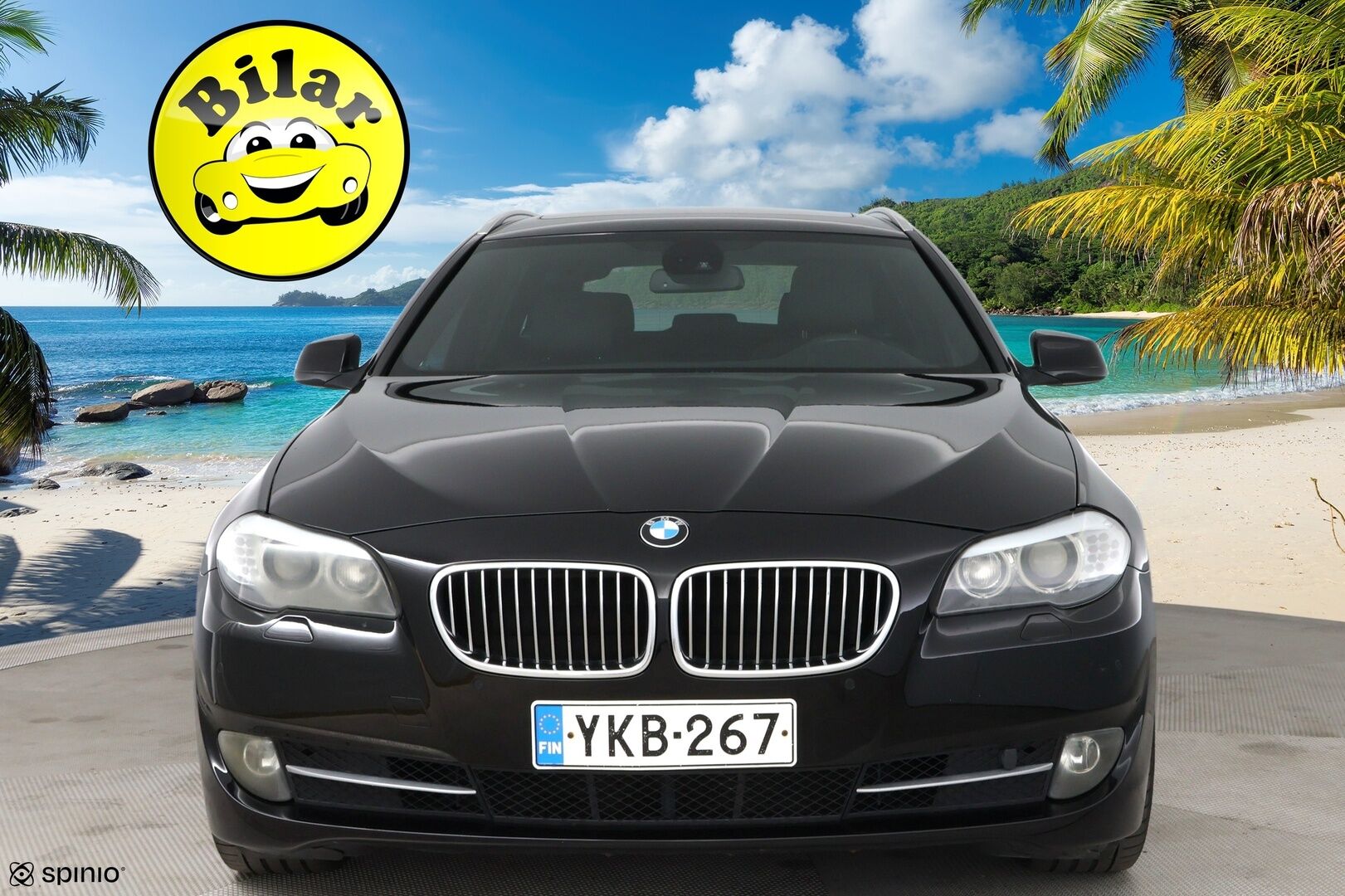 BMW 530 2011 xDrive F11 Touring Business - HUD | Panorama | Nahat | Vetokoukku | Adapt.Xenon | Lohkolämmitin