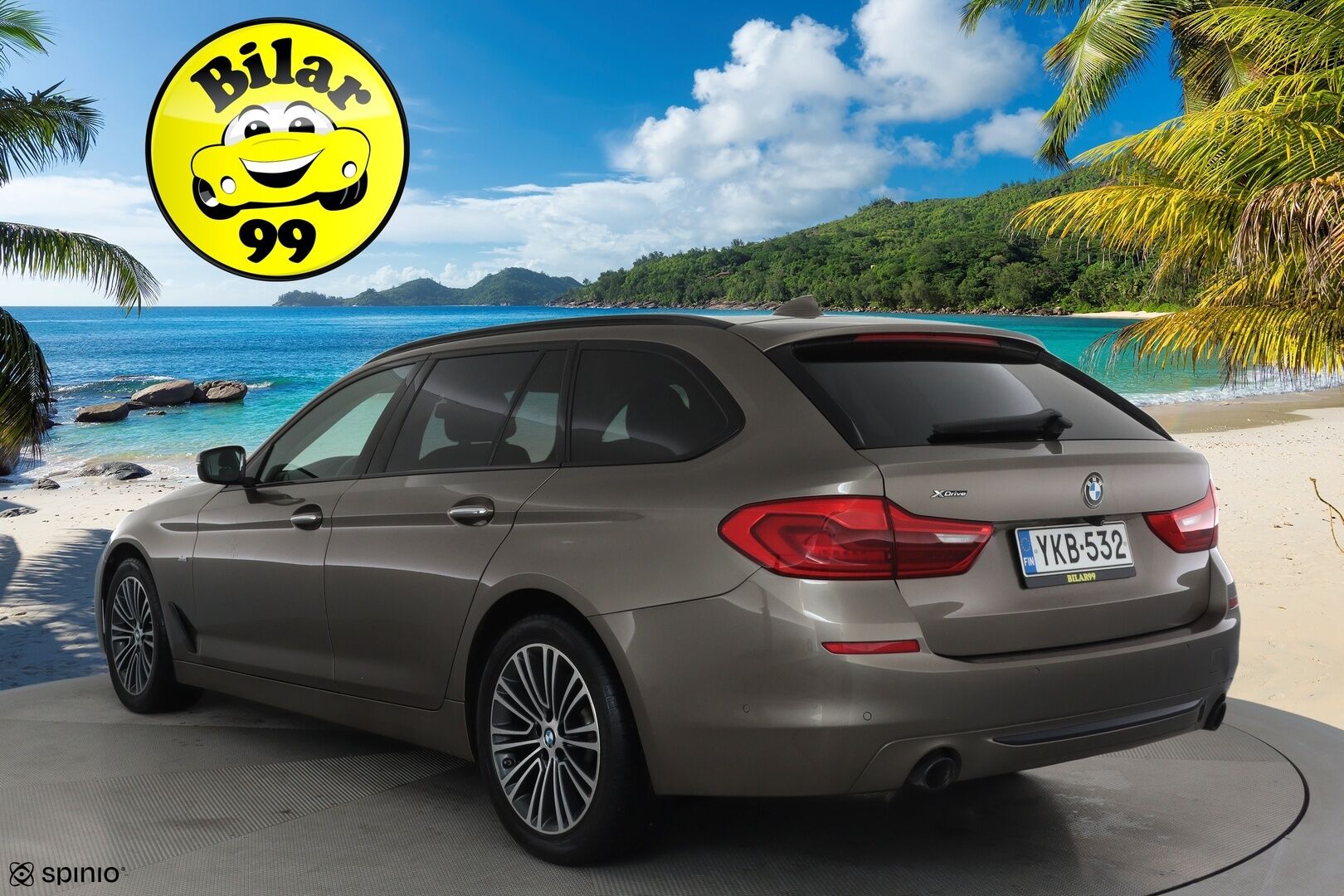 BMW 520 2018 G31 Touring 520d A xDrive Business Sport **Webasto / Vakkari / P.kamera / Digimittaristo / Puolinahat / LED / Navi** - Suomi-auto / Kahdet renkaat aluvanteilla
