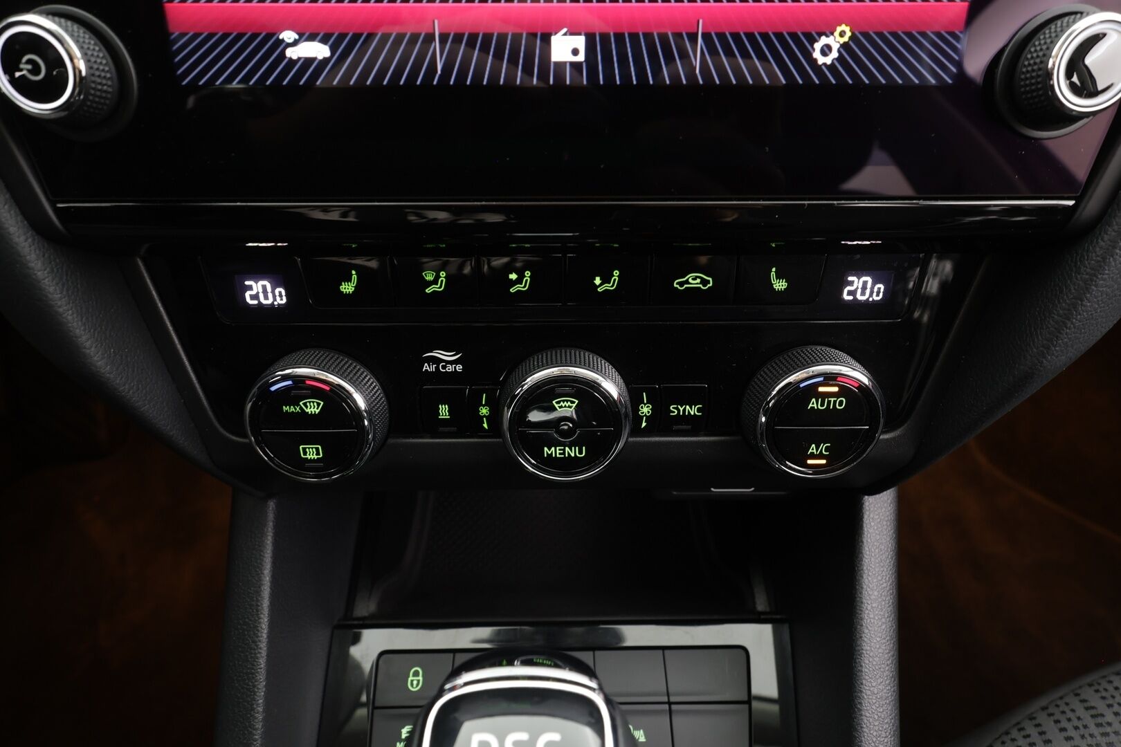 Skoda Octavia 2018 1,5 TSI Style DSG Autom. - | Webasto | ACC | LED | P.tutkat | Kaistavahti | Navi | Katveavustin | Keyless | Suomi-auto | Kahdet renkaat |