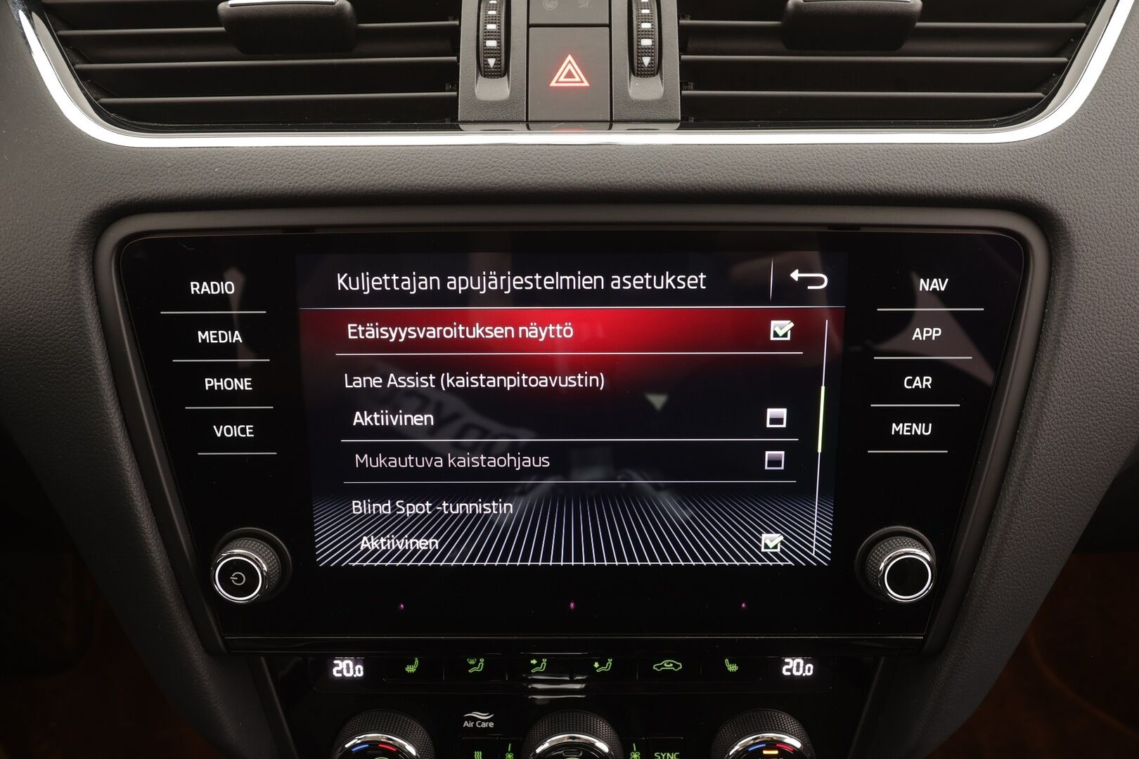 Skoda Octavia 2018 1,5 TSI Style DSG Autom. - | Webasto | ACC | LED | P.tutkat | Kaistavahti | Navi | Katveavustin | Keyless | Suomi-auto | Kahdet renkaat |