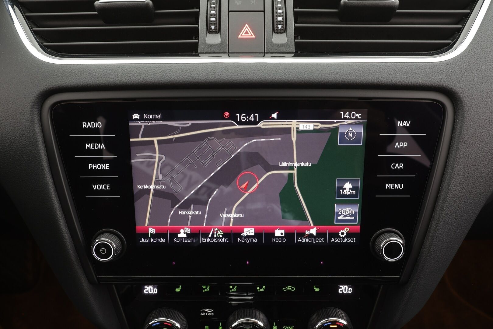 Skoda Octavia 2018 1,5 TSI Style DSG Autom. - | Webasto | ACC | LED | P.tutkat | Kaistavahti | Navi | Katveavustin | Keyless | Suomi-auto | Kahdet renkaat |