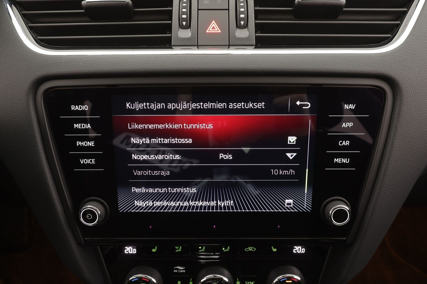 Skoda Octavia 2018 1,5 TSI Style DSG Autom. - | Webasto | ACC | LED | P.tutkat | Kaistavahti | Navi | Katveavustin | Keyless | Suomi-auto | Kahdet renkaat |