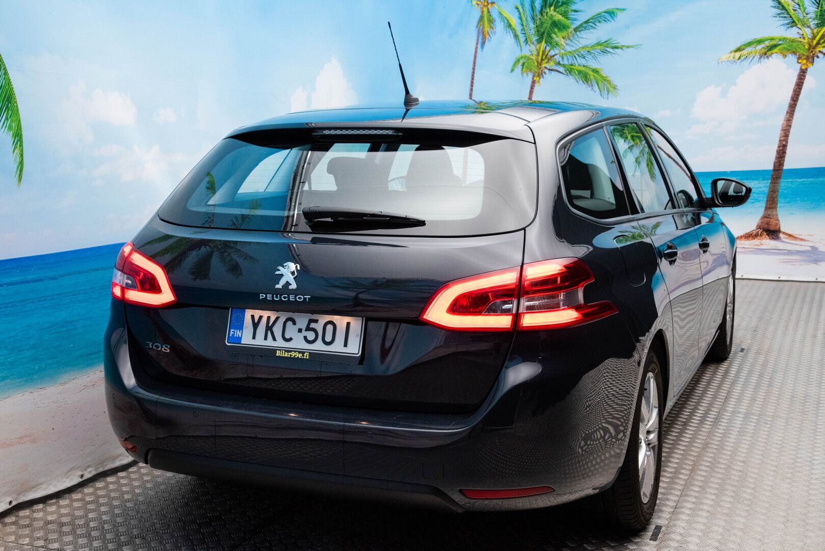 Peugeot 308 2018 SW Active PureTech 130 ** Vakkari / Suomi-Auto / P.tutka - Uudet kesärenkaat / Huollettu