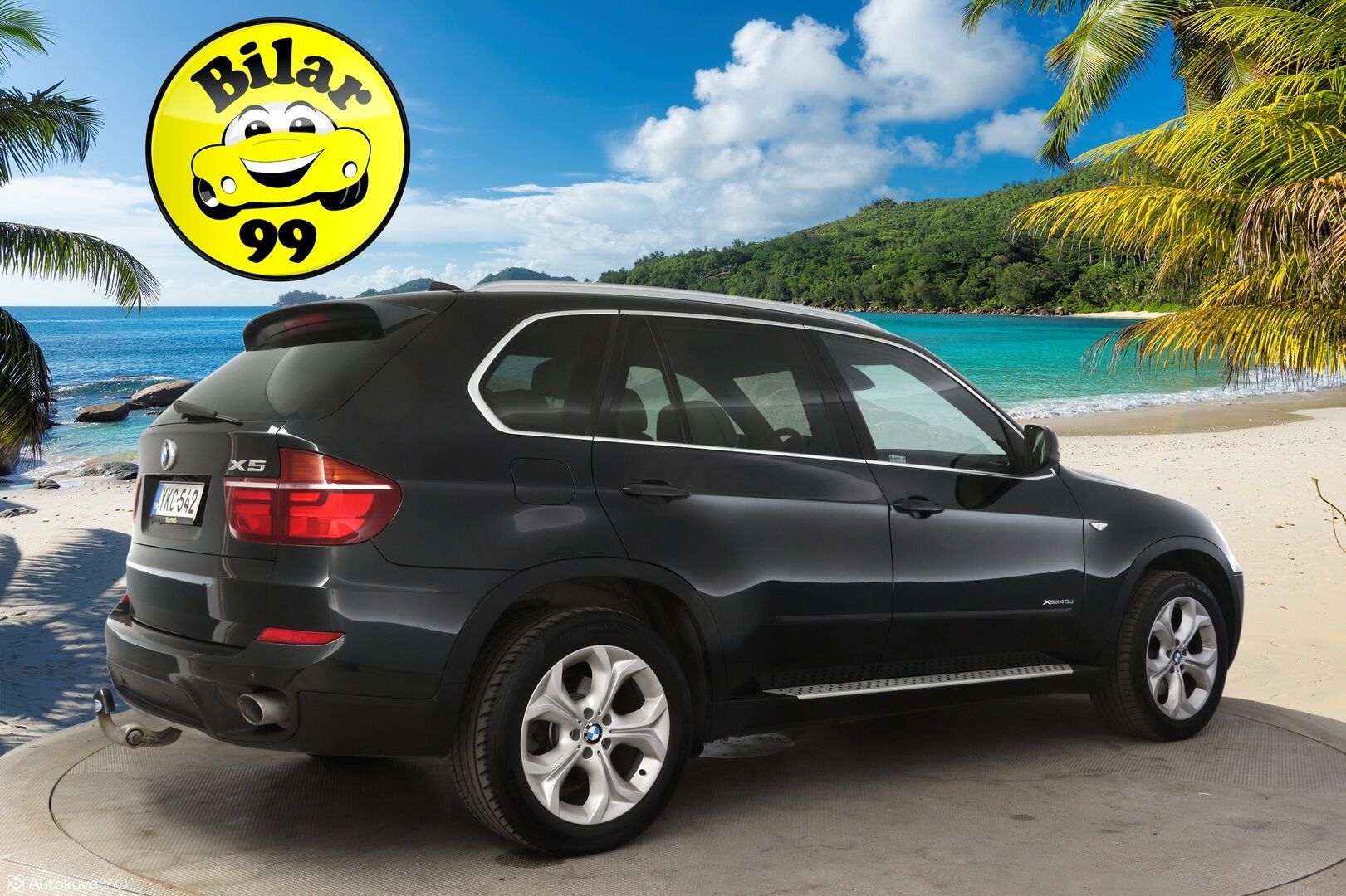 BMW X5 2011 xDrive40d TwinPower Turbo A E70 SAV * Myydään huutokaupat.com / 7P / Koukku / Hifit / Comfort-penkit / Ratinlämmitys / - * Katsastettu 28.5.2025 / Kattavasti huollettu ja korjattu / Kahdet renkaat vanteilla! *
