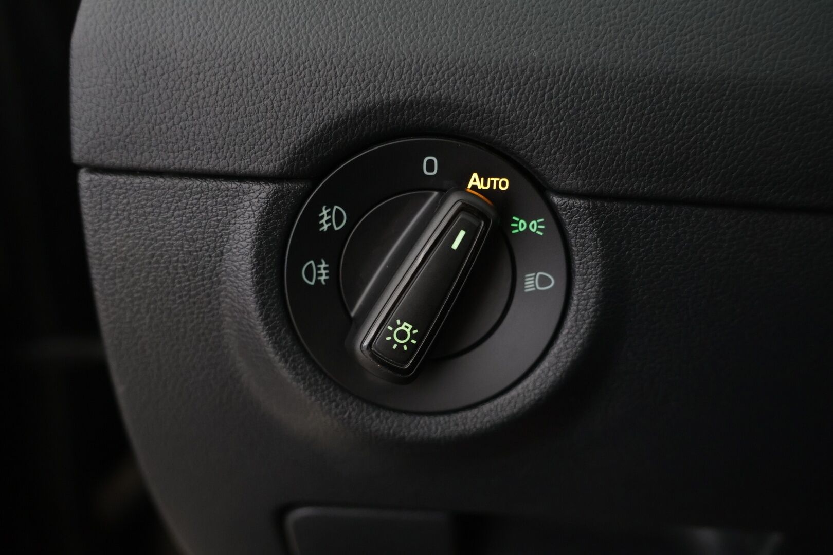Skoda Octavia 2018 Combi 1,4 TSI G-TEC Style DSG Autom. -  YritysOutlet - Myydään vain yrityksille!  | ACC | P.Kamera | Tutkat | Lohkolämmitin | 