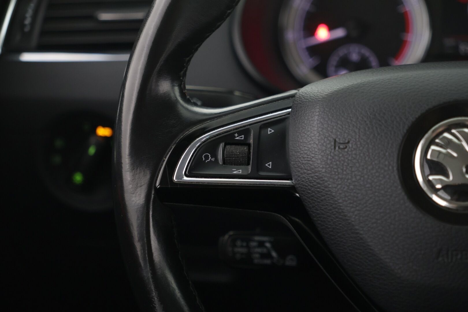 Skoda Octavia 2018 Combi 1,4 TSI G-TEC Style DSG Autom. -  YritysOutlet - Myydään vain yrityksille!  | ACC | P.Kamera | Tutkat | Lohkolämmitin | 