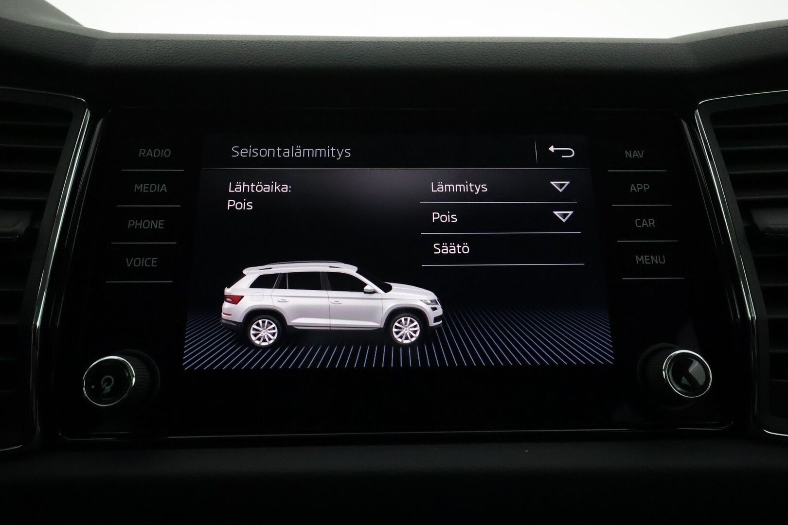 Skoda Kodiaq 2018 2,0 TSI 4x4 Style DSG 7-paik **Webasto / Canton / Adapt. vakkari / Muistipenkit / Koukku / Keyless / Apple&Android** - 3,99 % KORKOTARJOUS TÄHÄN AUTOON - 1-om. Suomi-auto / Merkkihuollettu