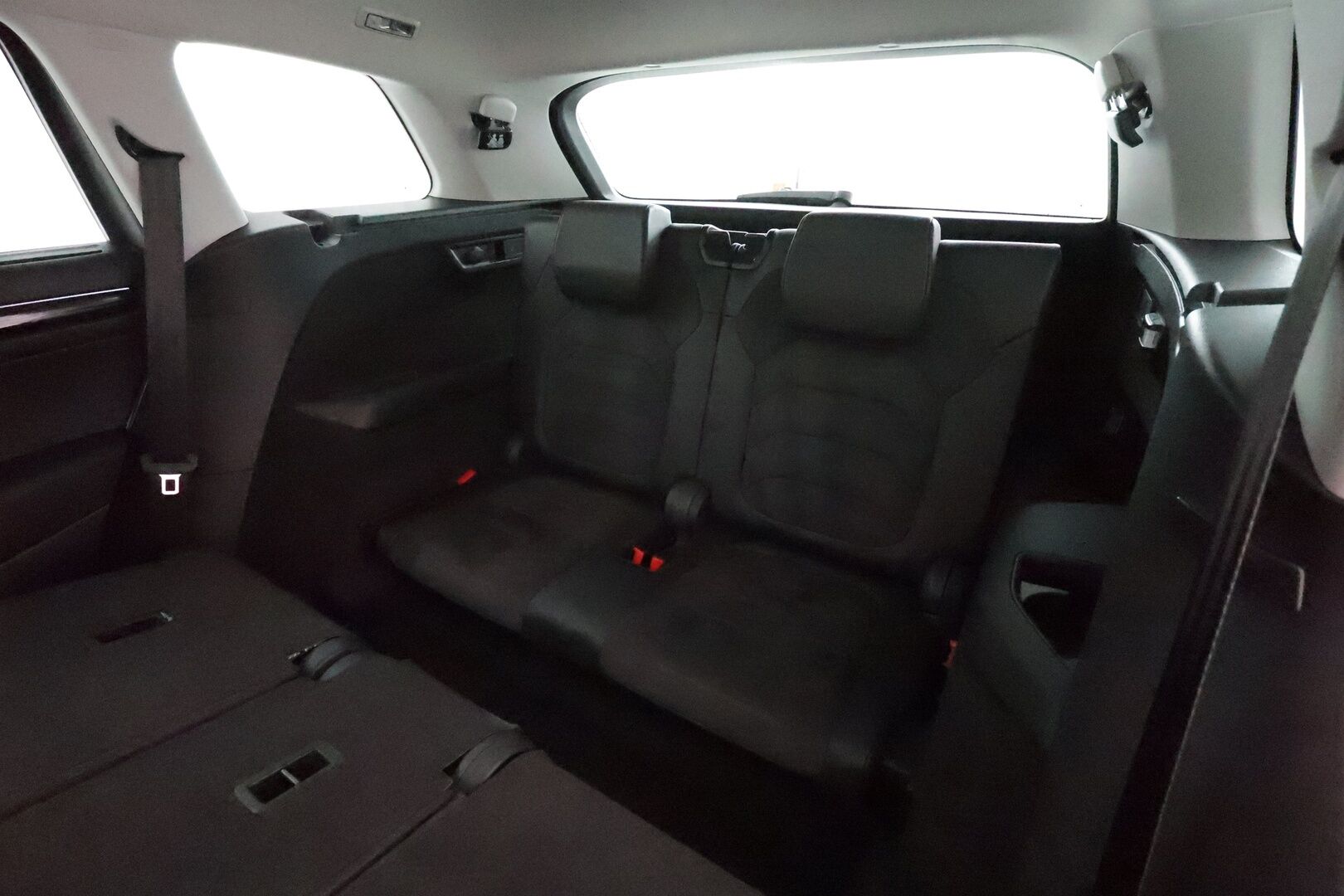 Skoda Kodiaq 2018 2,0 TSI 4x4 Style DSG 7-paik **Webasto / Canton / Adapt. vakkari / Muistipenkit / Koukku / Keyless / Apple&Android** - 3,99 % KORKOTARJOUS TÄHÄN AUTOON - 1-om. Suomi-auto / Merkkihuollettu