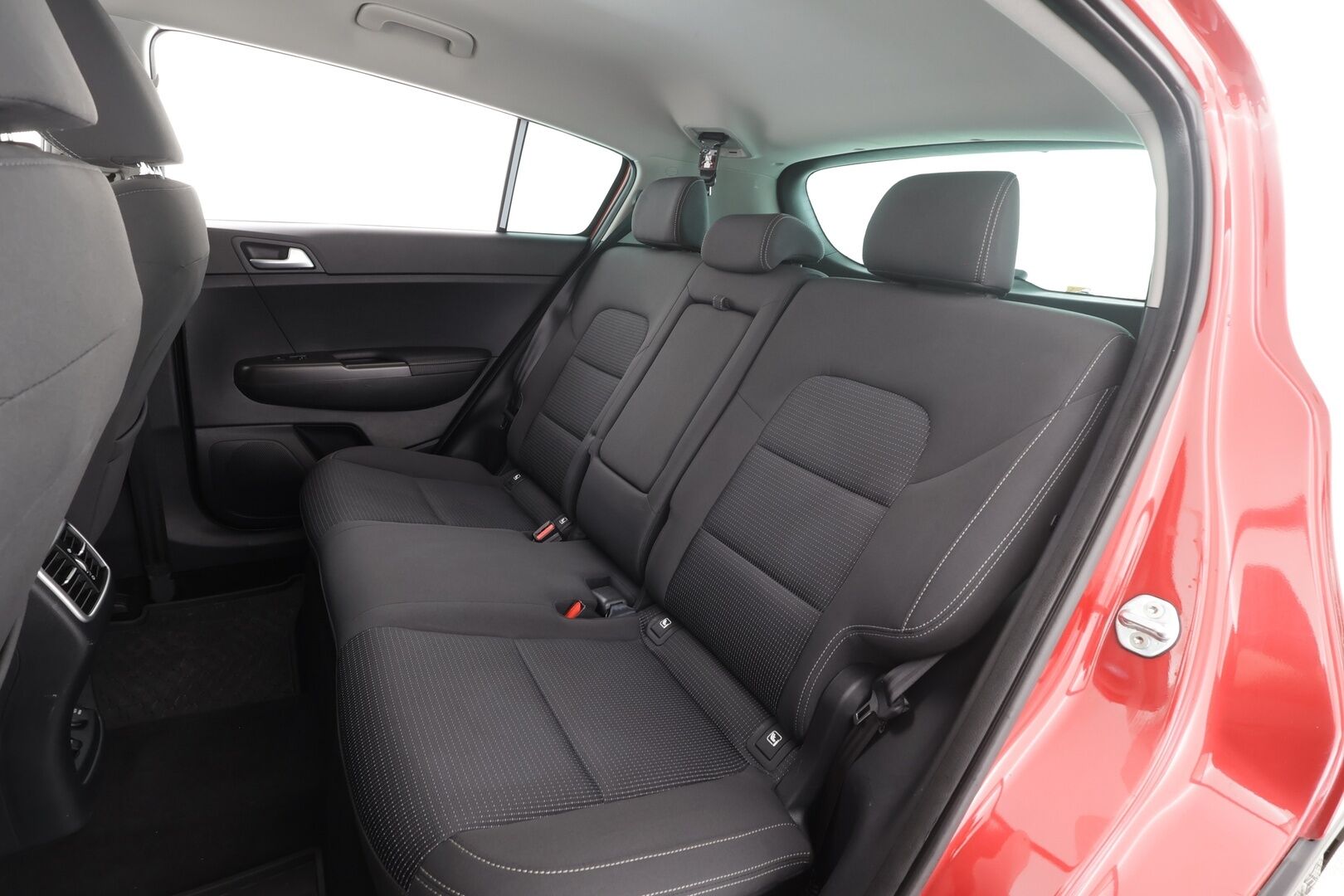 Kia Sportage 2018 1,6 ISG Urban FIFA World Cup Edition EcoDynamics * Vakkari / Bi-Xenon / Lohko / P.Kamera / Apple&Android * - Suomi-auto / Kahdet renkaat