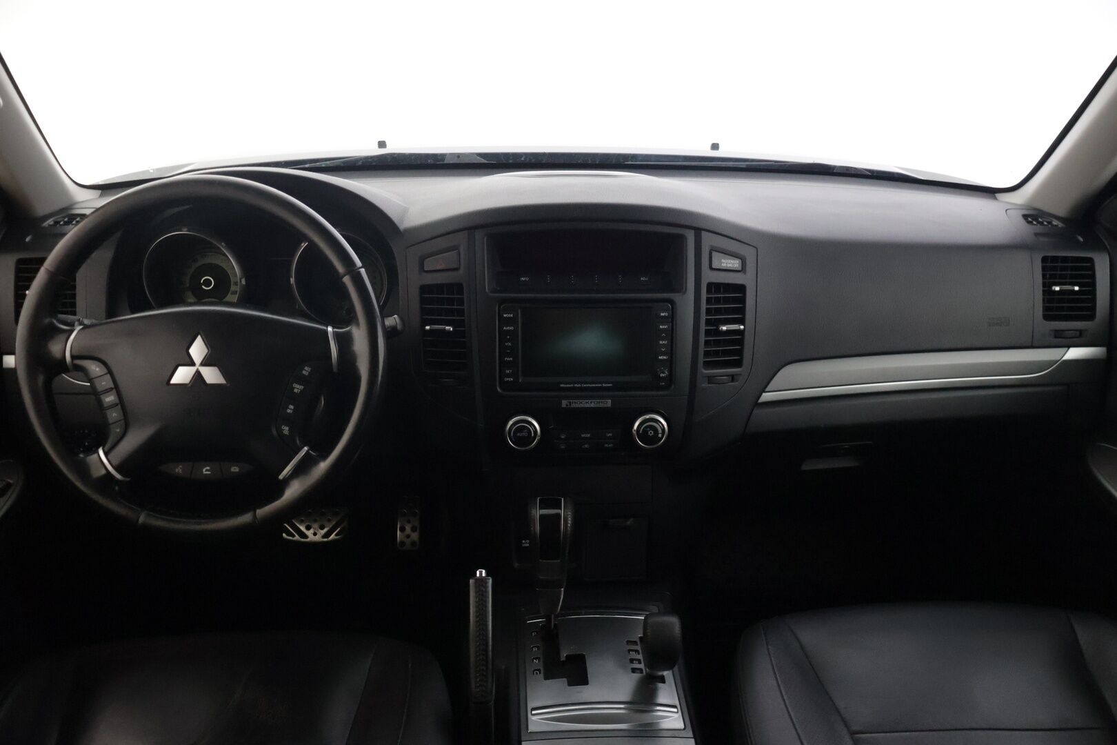 Mitsubishi Pajero 2012 Premium Edition - |Juuri katsastettu | 7P | Koukku | Navi | Vakkari | Lohko | Nahkasisusta | Bluetooth|