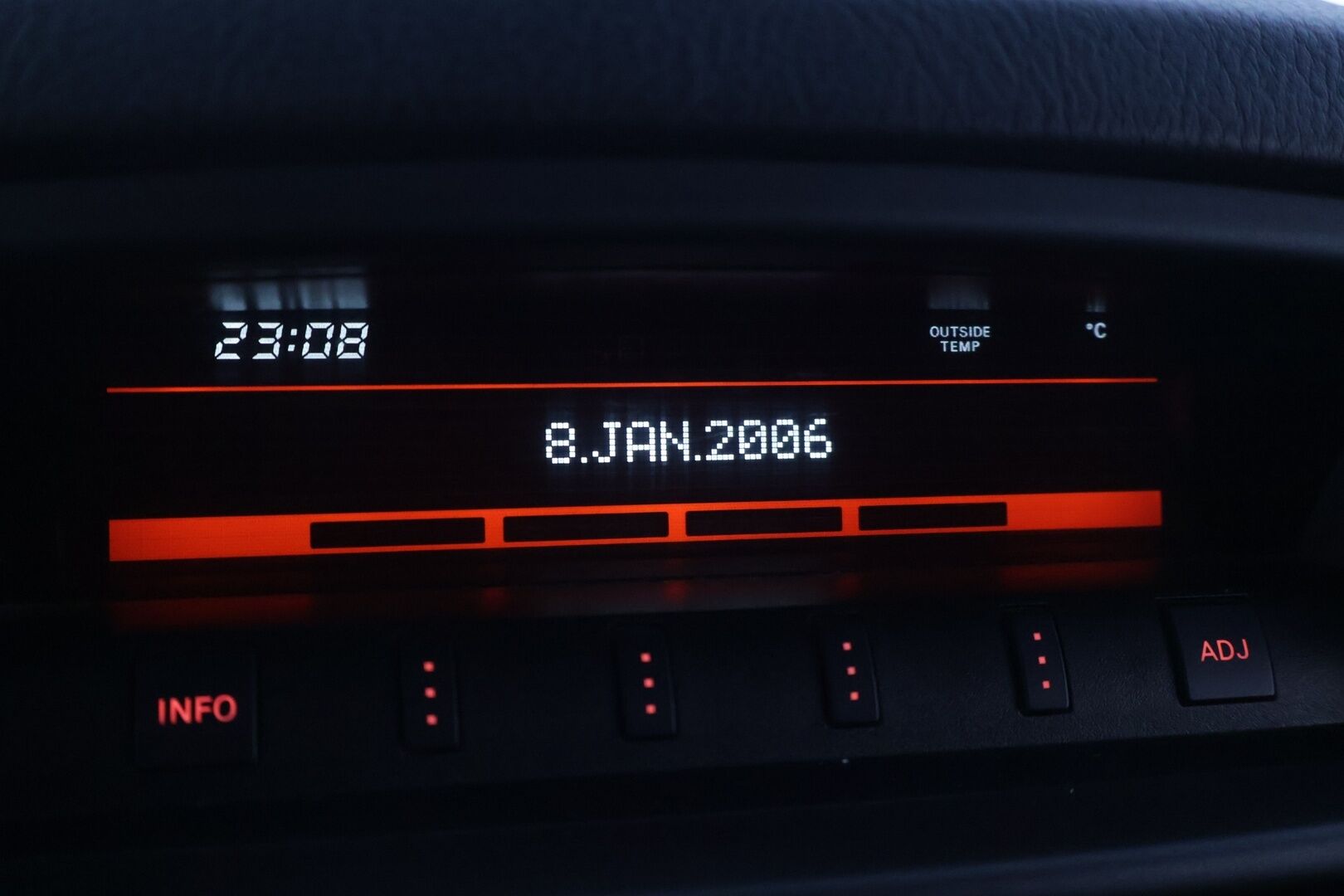 Mitsubishi Pajero 2012 Premium Edition - |Juuri katsastettu | 7P | Koukku | Navi | Vakkari | Lohko | Nahkasisusta | Bluetooth|