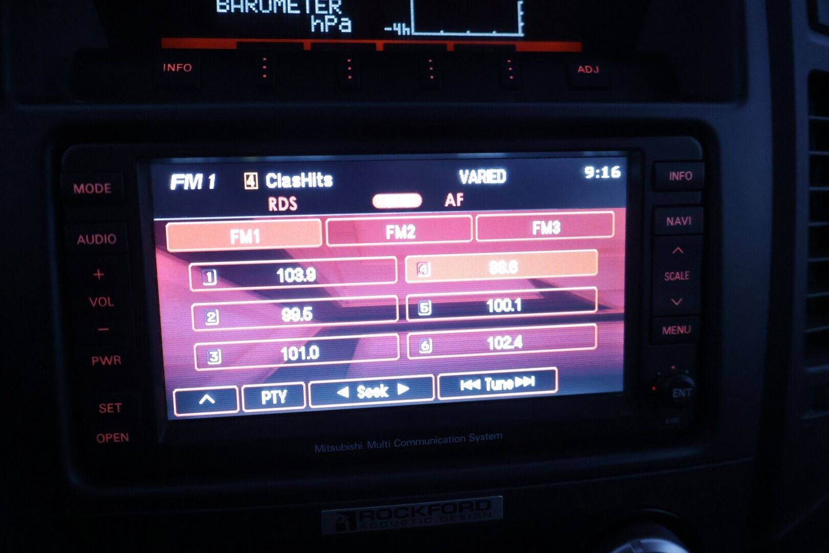 Mitsubishi Pajero 2012 Premium Edition - |Juuri katsastettu | 7P | Koukku | Navi | Vakkari | Lohko | Nahkasisusta | Bluetooth|