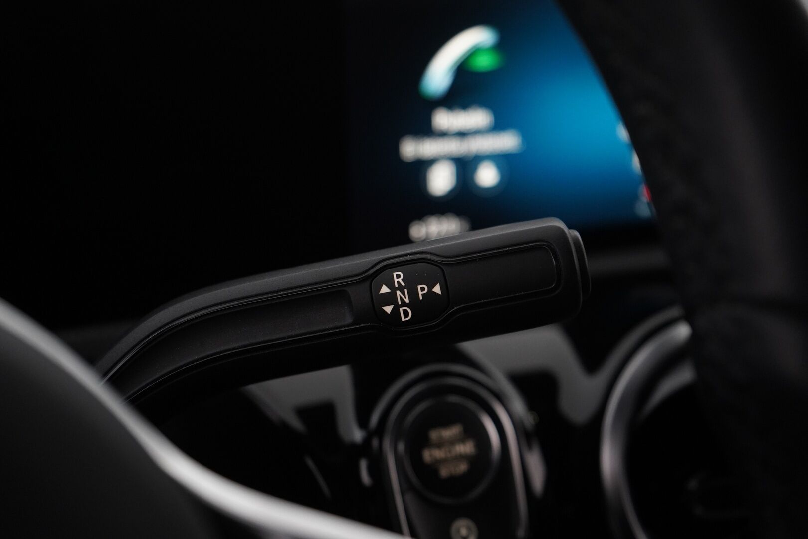 Mercedes-Benz A 2018 200 A Launch Edition Progressive - Vakkari / Peruutuskamera / Blis / Kaista-avustin / Puolinahka / Sport-istuimet