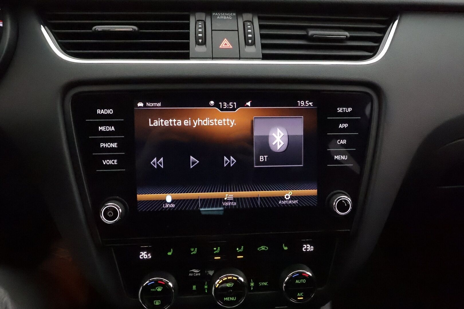 Skoda Octavia 2018 Combi 2,0 TDI 184 4x4 RS DSG  **Webasto / ACC / LED / Canton / P.Kamera / Navi / Katveavustin / KeylessGO** - Suomi-auto / Kahdet Renkaat