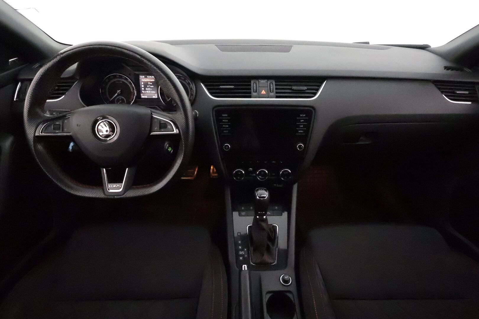 Skoda Octavia 2018 Combi 2,0 TDI 184 4x4 RS DSG  **Webasto / ACC / LED / Canton / P.Kamera / Navi / Katveavustin / KeylessGO** - Suomi-auto / Kahdet Renkaat