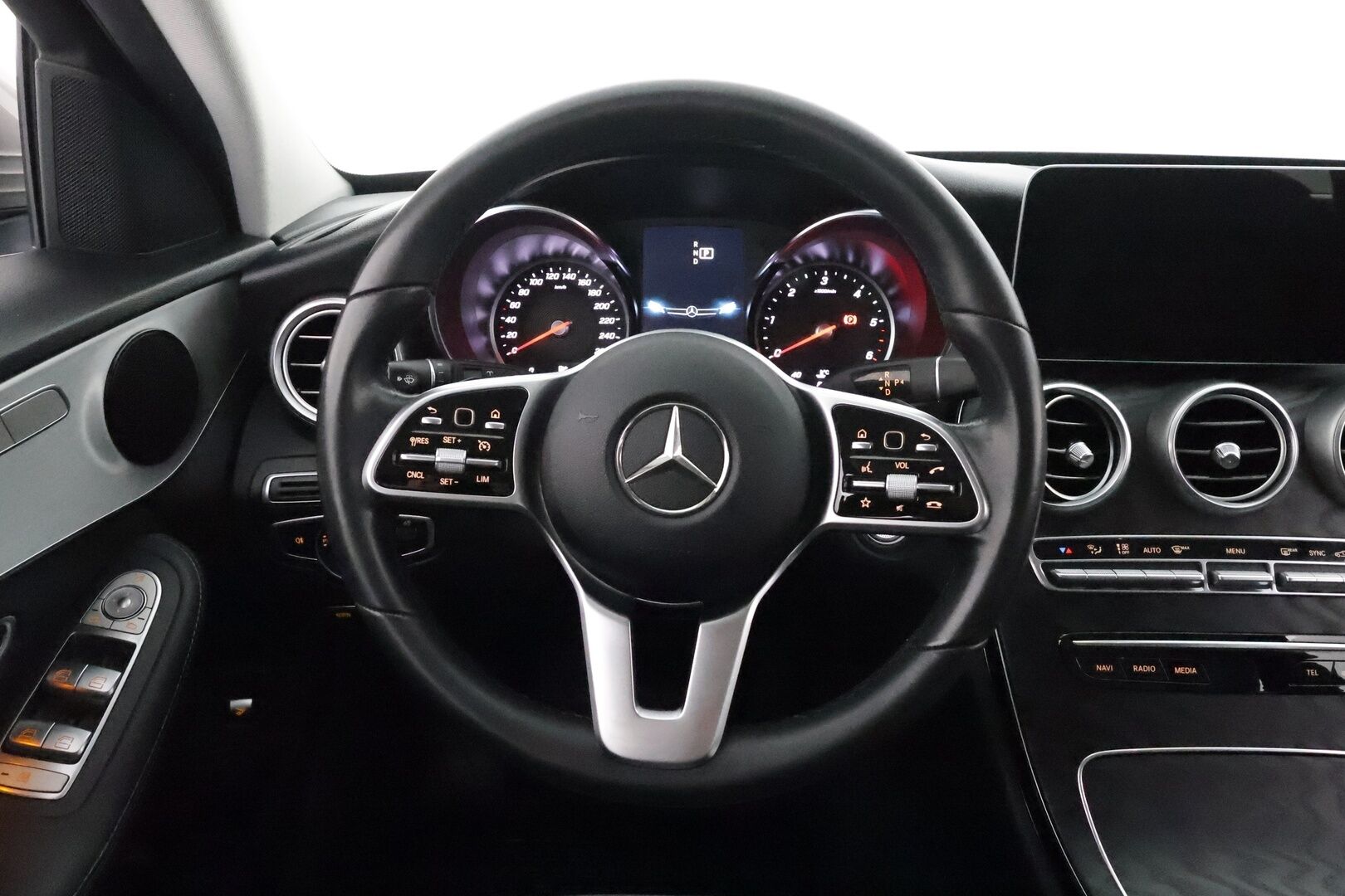 Mercedes-Benz C 2018 220 d 4Matic T A Business AMG **Multibeam-LED / P.Kamera / Sporttipenkit / Navi / Vakkari / Apple&Android** - Suomi-auto / Sisätilanlämmitin / 2x Renkaat