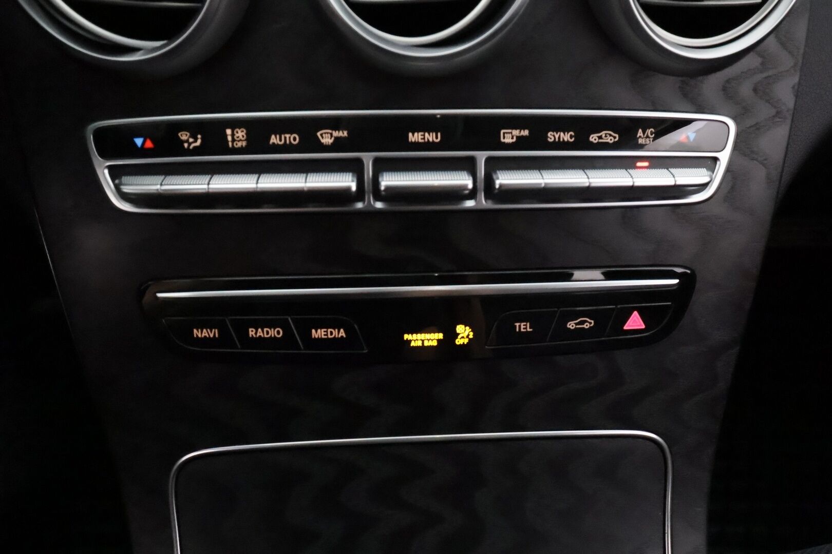 Mercedes-Benz C 2019 220 d 4Matic T A Business AMG - Suomiauto / Peruutuskamera / Multibeam LED / Puolinahkasisusta / Sporttipenkit / Sähköluukku / Lohko & Sisäpistoke / Juuri tullut Tampereelle!