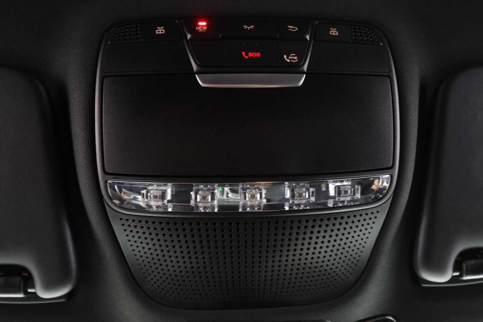 Mercedes-Benz C 2019 220 d 4Matic T A Business AMG * Vakkari / P.kamera / Multibeam / Navi / Koukku / Sporttipenkit * - Suomi-auto / Kahdet renkaat aluvanteilla 