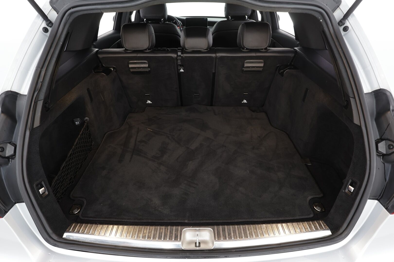 Mercedes-Benz C 2019 220 d 4Matic T A Business AMG * Vakkari / P.kamera / Multibeam / Navi / Koukku / Sporttipenkit * - Suomi-auto / Kahdet renkaat aluvanteilla 