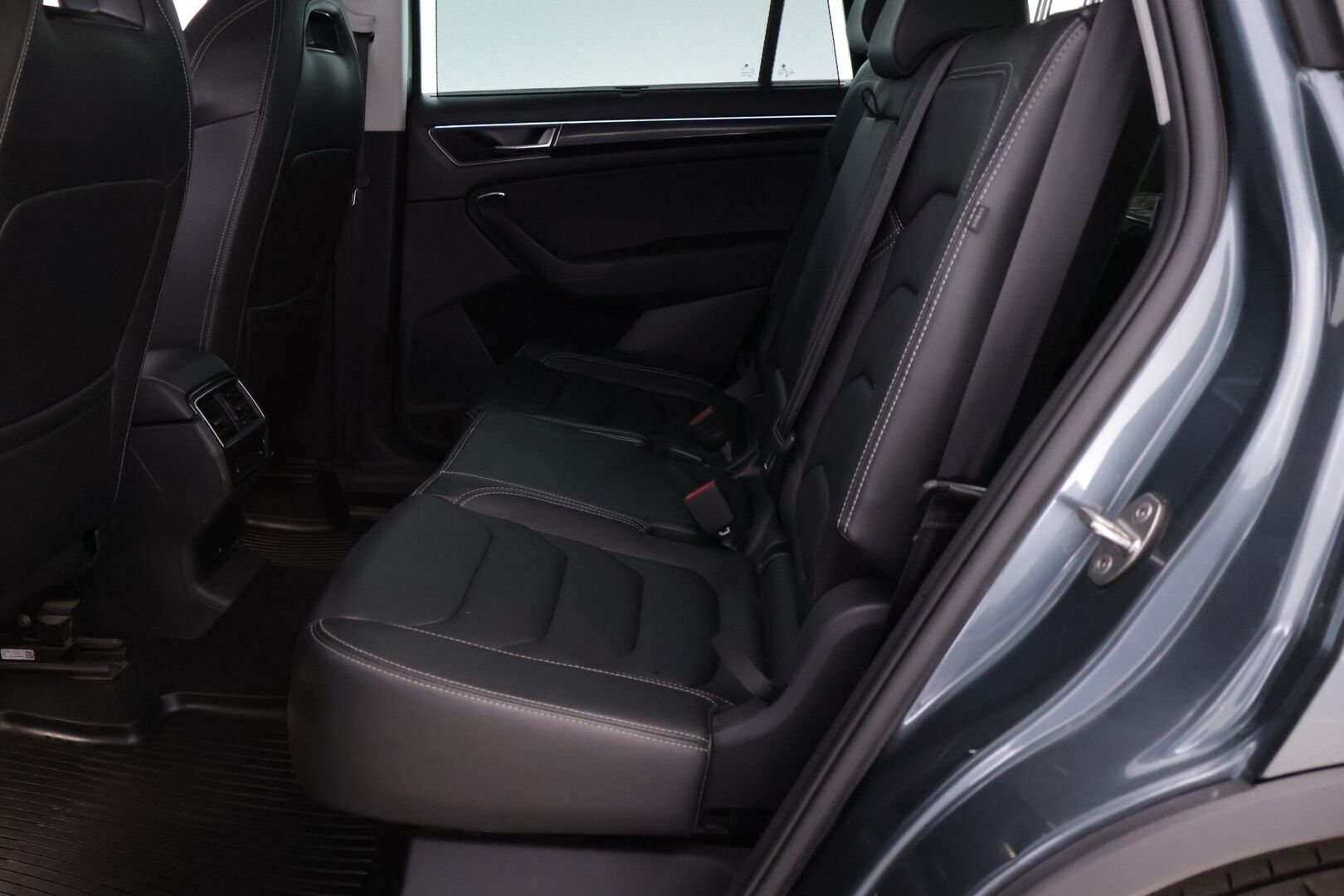 Skoda Kodiaq 2018 2,0 TSI 4x4 Style DSG Autom. - | Webasto | ACC | Canton | 7-paik. | P-Kamera | S-Koukku | LED | Muistinahat | Juuri huollettu ja leimattu | 