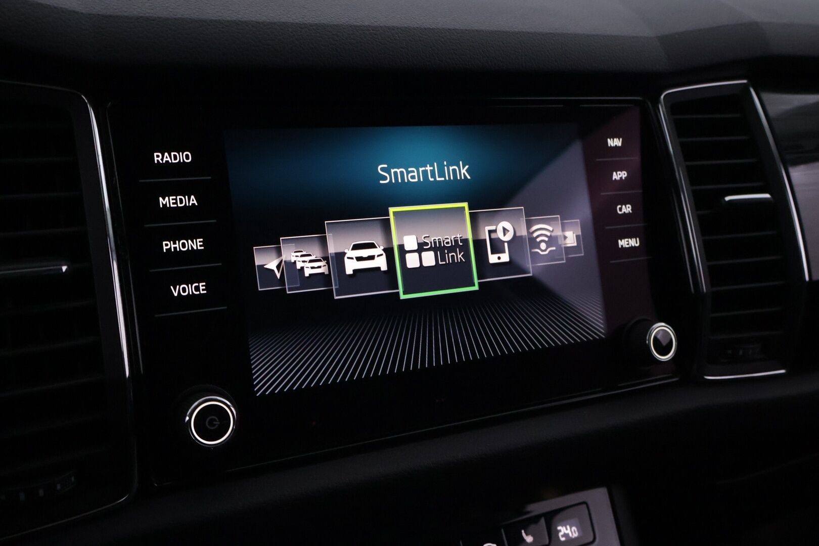 Skoda Kodiaq 2018 2,0 TSI 4x4 Style DSG Autom. - | Webasto | ACC | Canton | 7-paik. | P-Kamera | S-Koukku | LED | Muistinahat | Juuri huollettu ja leimattu | 
