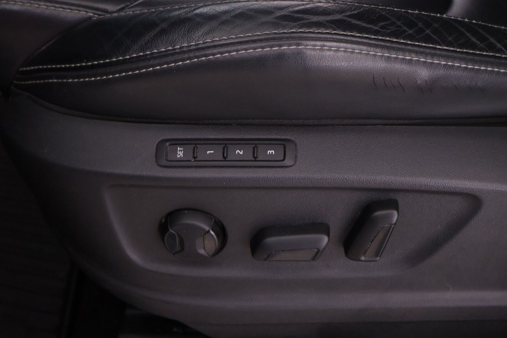 Skoda Kodiaq 2018 2,0 TSI 4x4 Style DSG Autom. - | Webasto | ACC | Canton | 7-paik. | P-Kamera | S-Koukku | LED | Muistinahat | Juuri huollettu ja leimattu | 
