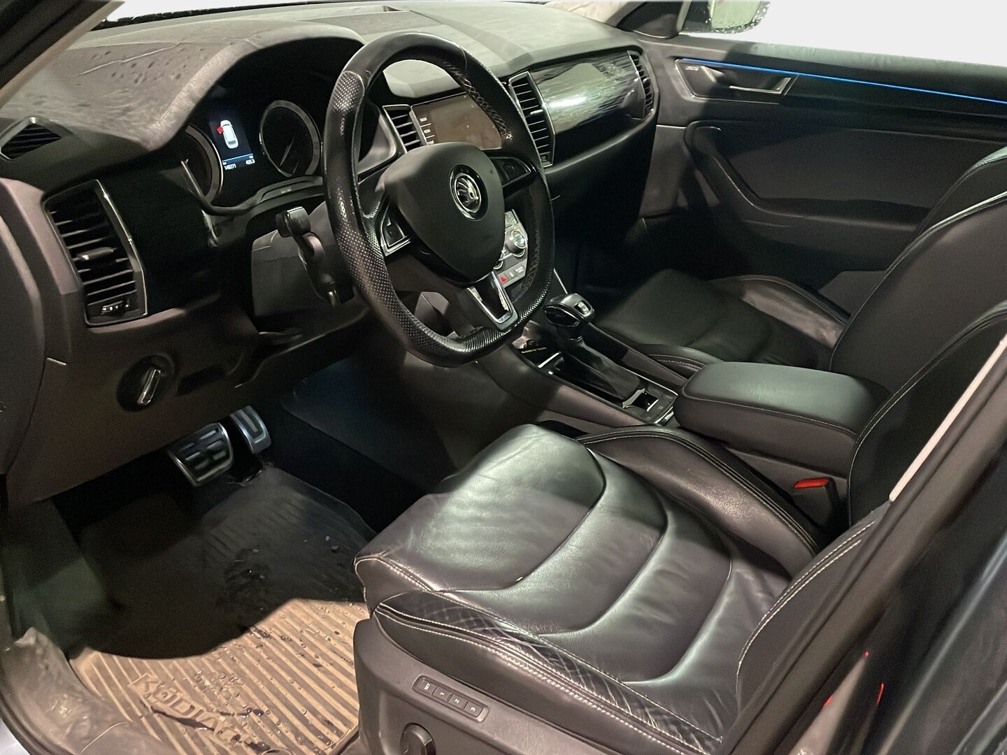 Skoda Kodiaq 2018 2,0 TSI 4x4 Style DSG Autom. - | Webasto | ACC | Canton | 7-paik. | P-Kamera | S-Koukku | LED | Muistinahat | Juuri huollettu ja leimattu | 
