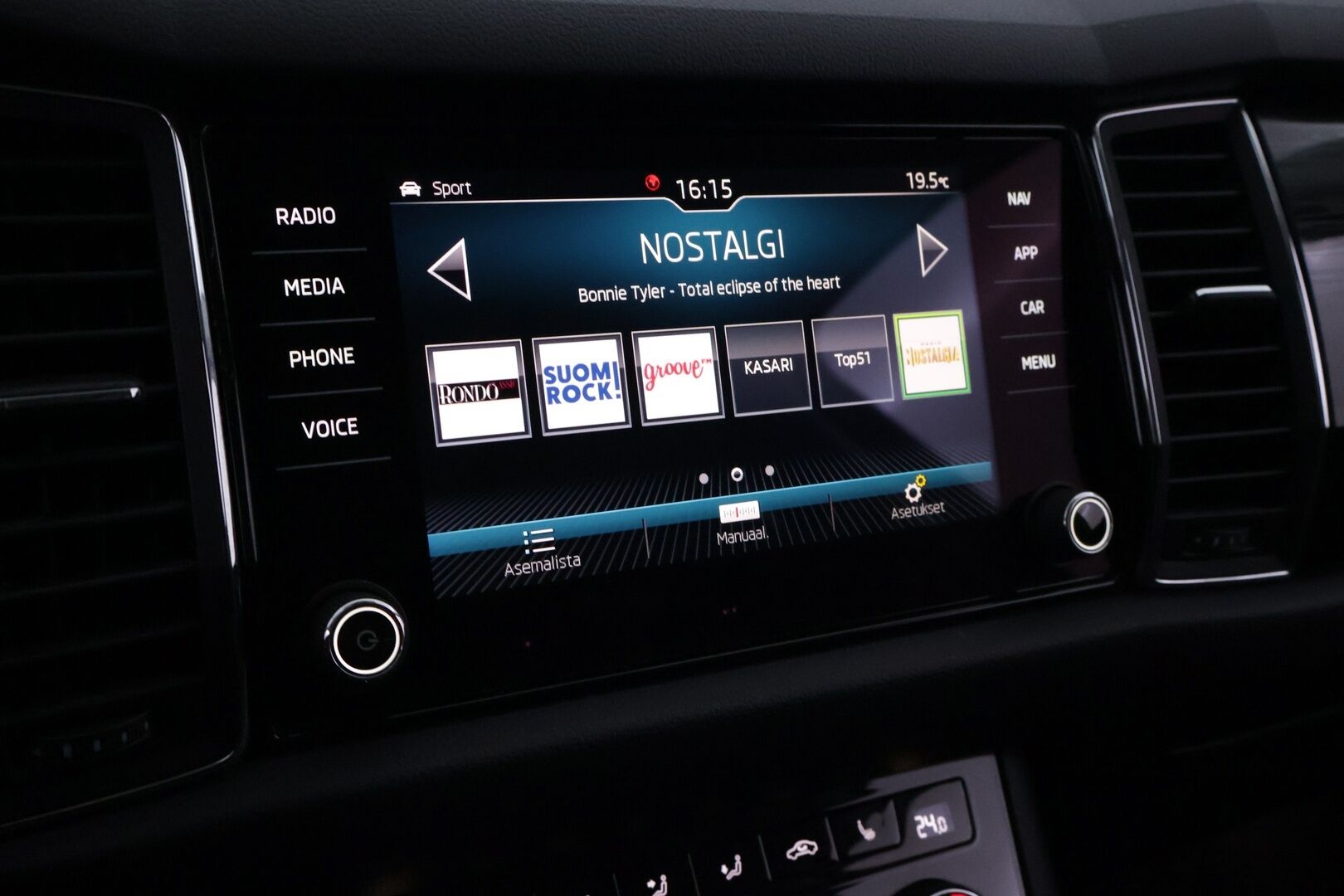 Skoda Kodiaq 2018 2,0 TSI 4x4 Style DSG Autom. - | Webasto | ACC | Canton | 7-paik. | P-Kamera | S-Koukku | LED | Muistinahat | Juuri huollettu ja leimattu | 