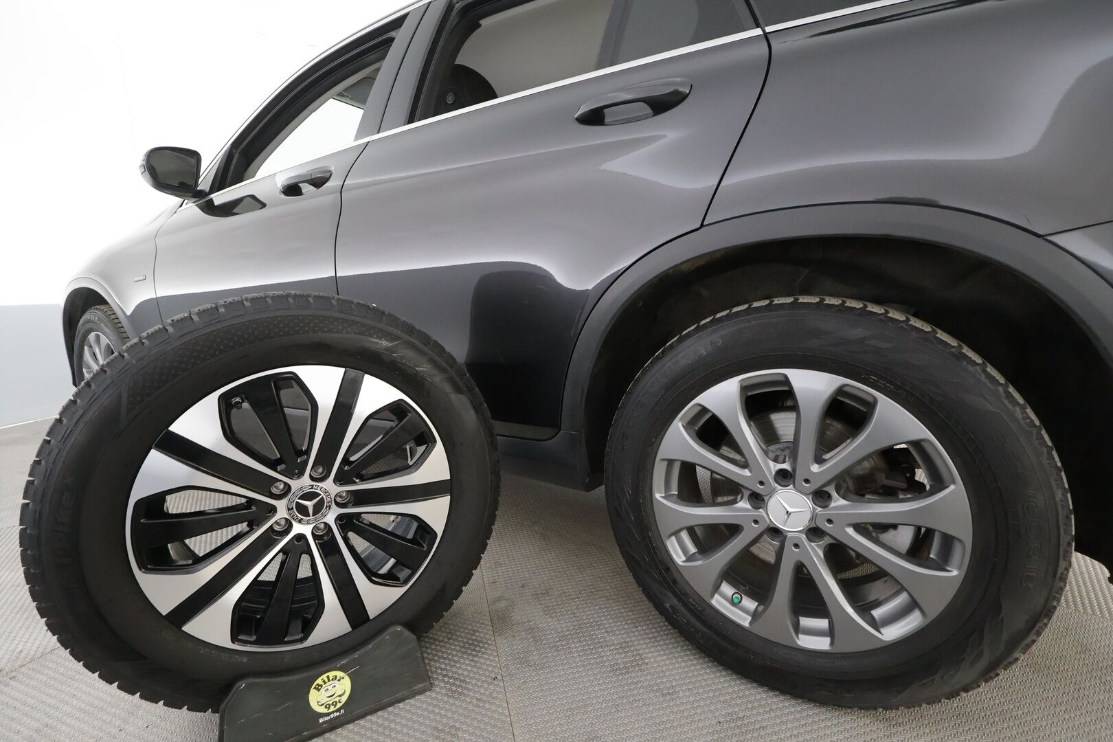 Mercedes-Benz GLC 2020 300 e 4MATIC A Business EQ Power - Distronic pro | Koukku | P.kamera | Sporttipenkit | Navi | LED | Facelift | Suomiauto | Juuri huollettu