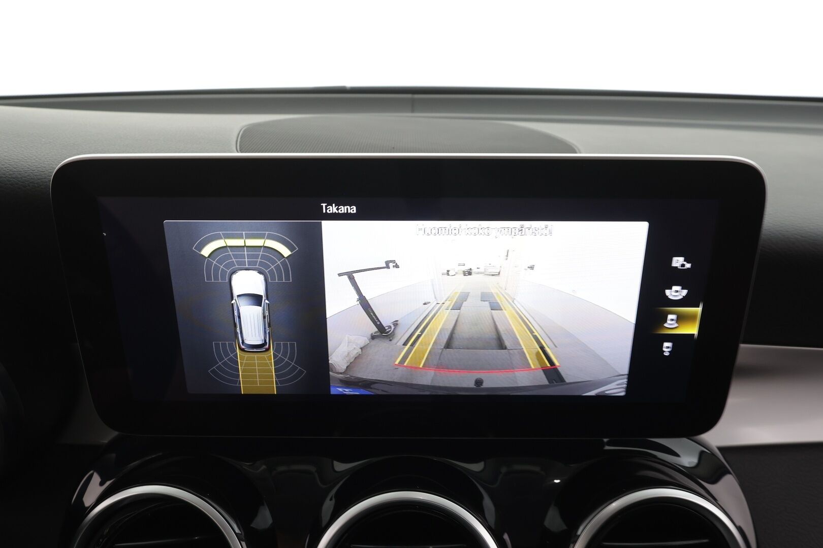 Mercedes-Benz GLC 2020 300 e 4MATIC A Business EQ Power - Distronic pro | Koukku | P.kamera | Sporttipenkit | Navi | LED | Facelift | Suomiauto | Juuri huollettu