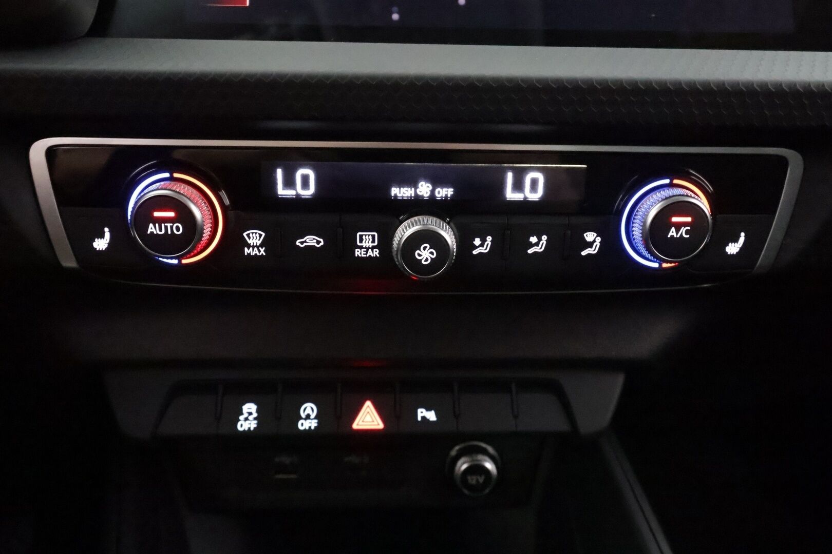 Audi A1 2020 citycarver Business 30 TFSI S-tronic - | ACC | Lohko | P.Kamera | LED | Digimittaristo | Bluetooth | Kahdet renkaat |