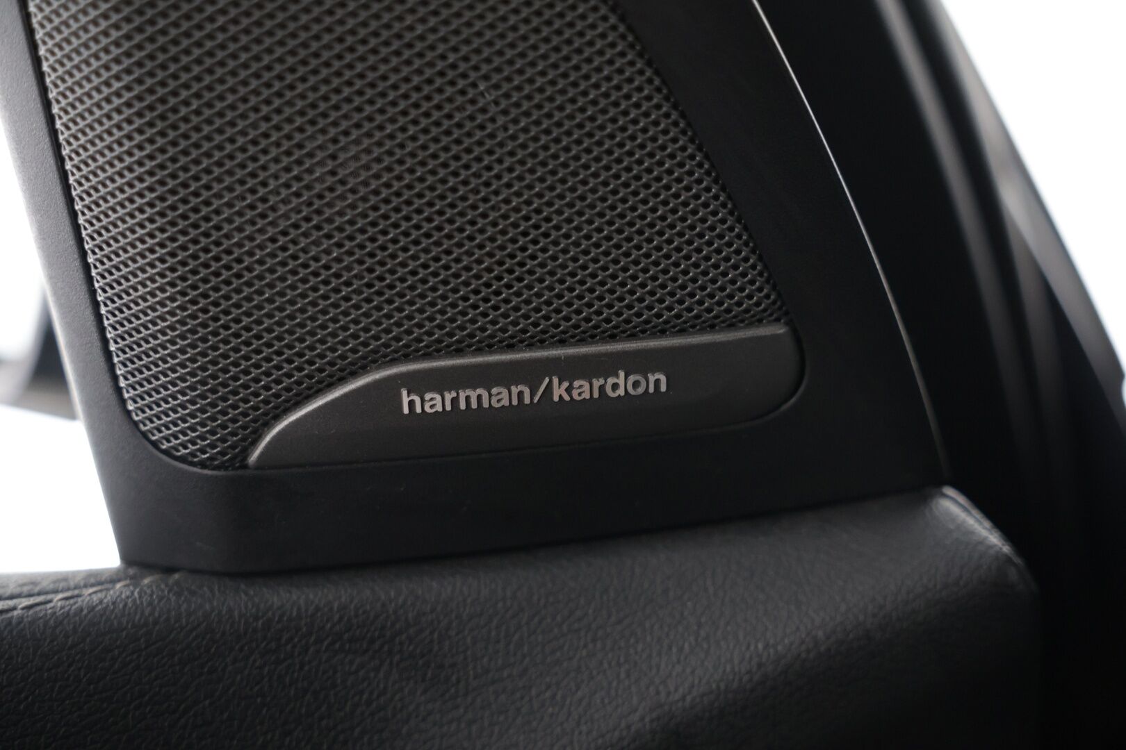 BMW X5 2020 G05 xDrive45e A M-Sport Individual ** ACC / H/K / Laser / Ilmastoidut Muistinahat / 360° / HUD / Panorama / Koukku / Ilma-alusta - ** Suomi-auto / 4-alue ilmastointi / Merino-nahat ** - HULLUT AVAJAISHULINAT KORKOTARJOUS 3,29 %