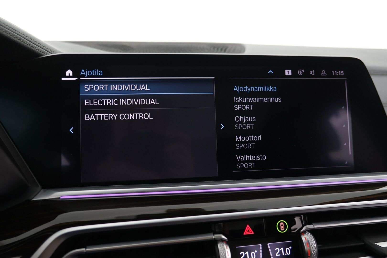 BMW X5 2020 G05 xDrive45e A M-Sport Individual ** ACC / H/K / Laser / Ilmastoidut Muistinahat / 360° / HUD / Panorama / Koukku / Ilma-alusta - ** Suomi-auto / 4-alue ilmastointi / Merino-nahat ** - HULLUT AVAJAISHULINAT KORKOTARJOUS 3,29 %