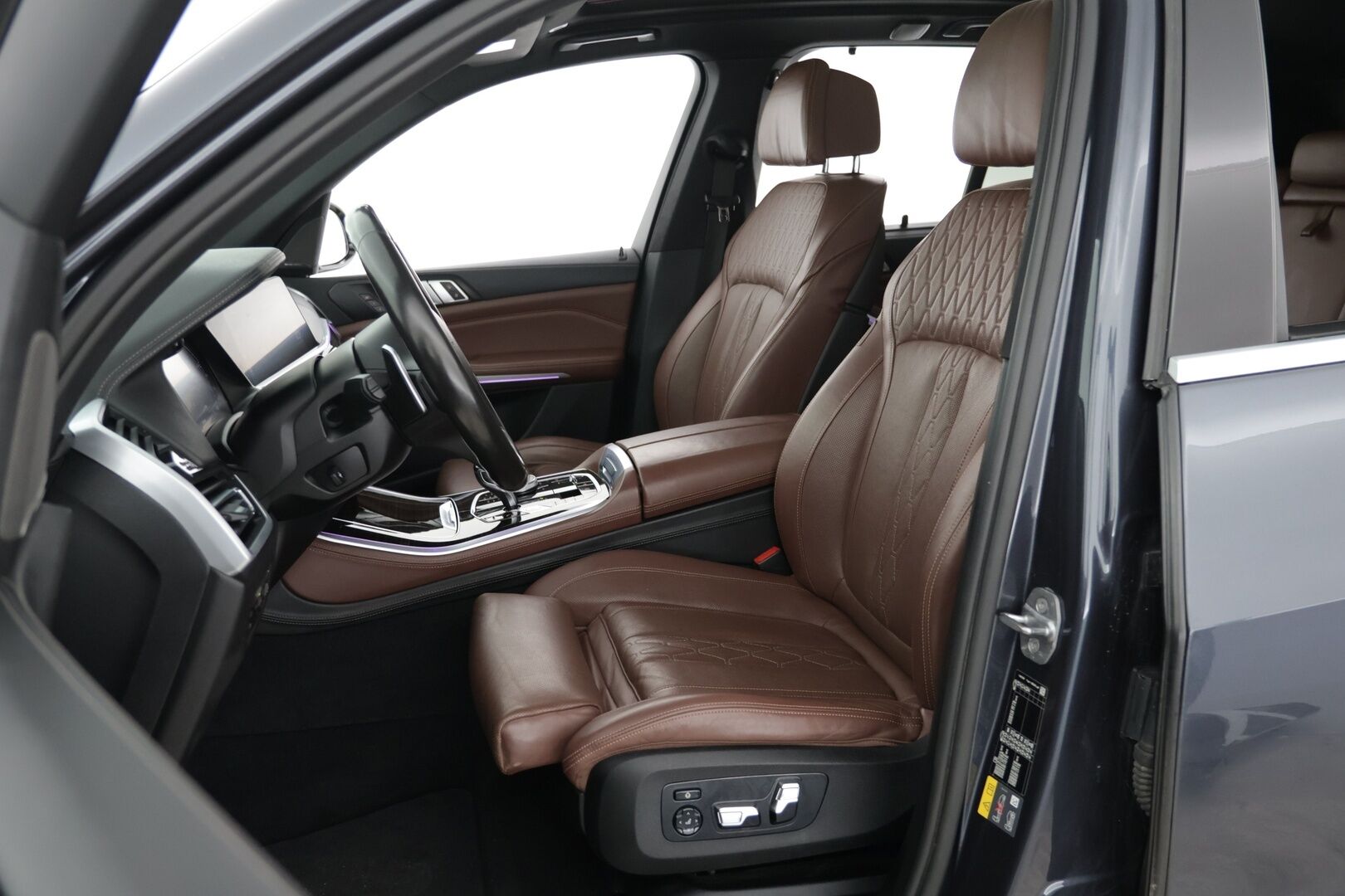 BMW X5 2020 G05 xDrive45e A M-Sport Individual ** ACC / H/K / Laser / Ilmastoidut Muistinahat / 360° / HUD / Panorama / Koukku / Ilma-alusta - ** Suomi-auto / 4-alue ilmastointi / Merino-nahat ** - HULLUT AVAJAISHULINAT KORKOTARJOUS 3,29 %