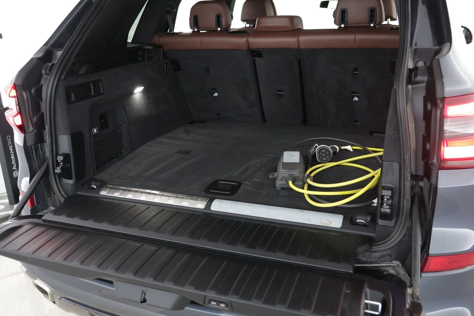 BMW X5 2020 G05 xDrive45e A M-Sport Individual ** ACC / H/K / Laser / Ilmastoidut Muistinahat / 360° / HUD / Panorama / Koukku / Ilma-alusta - ** Suomi-auto / 4-alue ilmastointi / Merino-nahat ** - HULLUT AVAJAISHULINAT KORKOTARJOUS 3,29 %